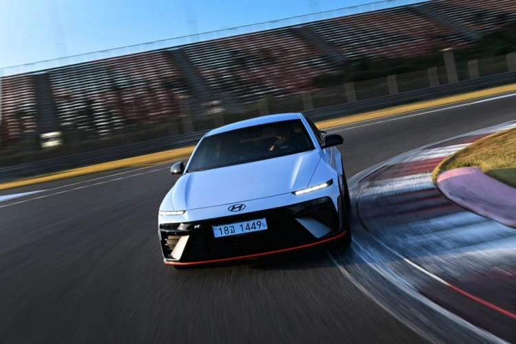 Nowy Hyundai IONIQ 6 N bateria