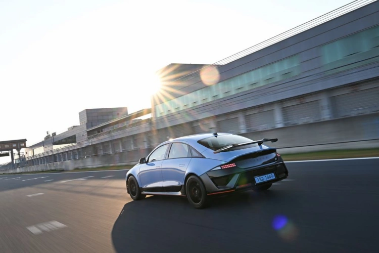 Nowy Hyundai IONIQ 6 N moc