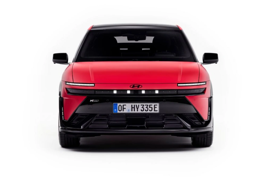 Hyundai IONIQ 3 przód