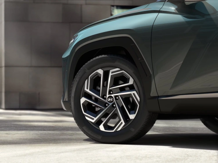 hyundai tucson hybrid