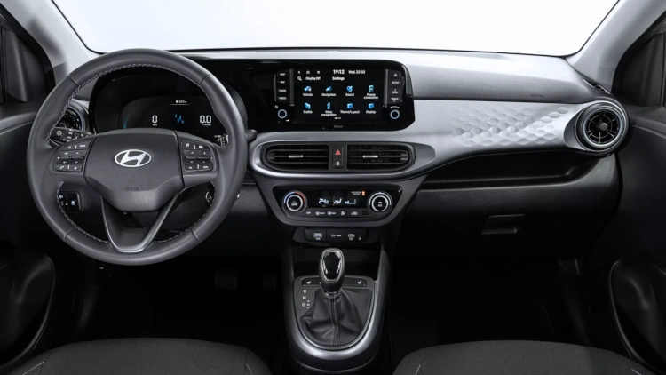 hyundai i10 wnętrze