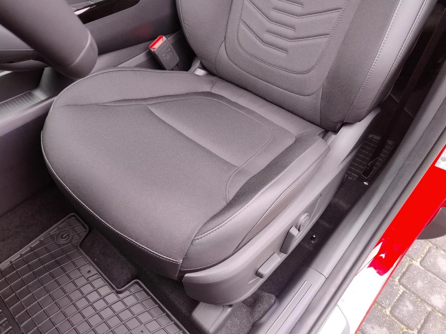 hyundai tucson executive czerwony